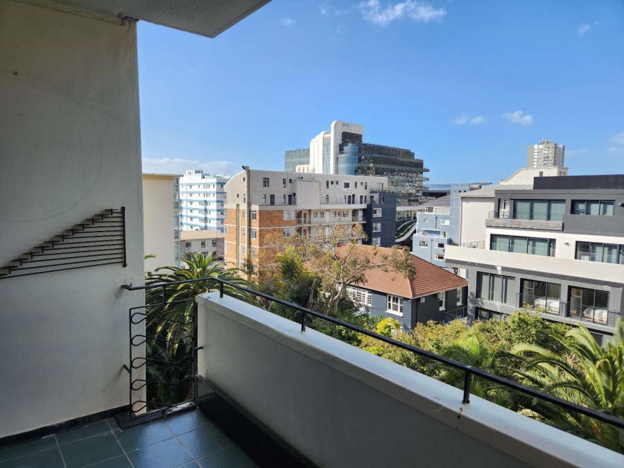 To Let 0 Bedroom Property for Rent in Sea Point Western Cape